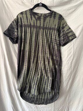 Urban Outfitters 90s grunge graphic T-shirt